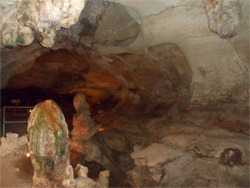 De grot Ghar Dalam